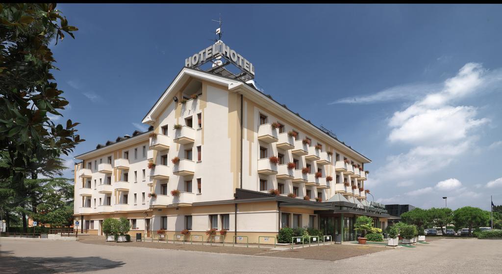 Hotel Al Pino Verde Кампозампьеро Экстерьер фото